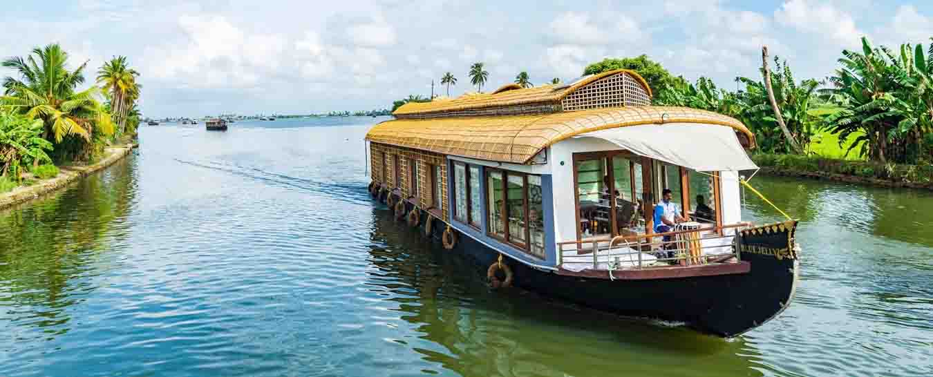 kerala tour houseboat