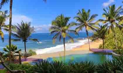 kovalam beach